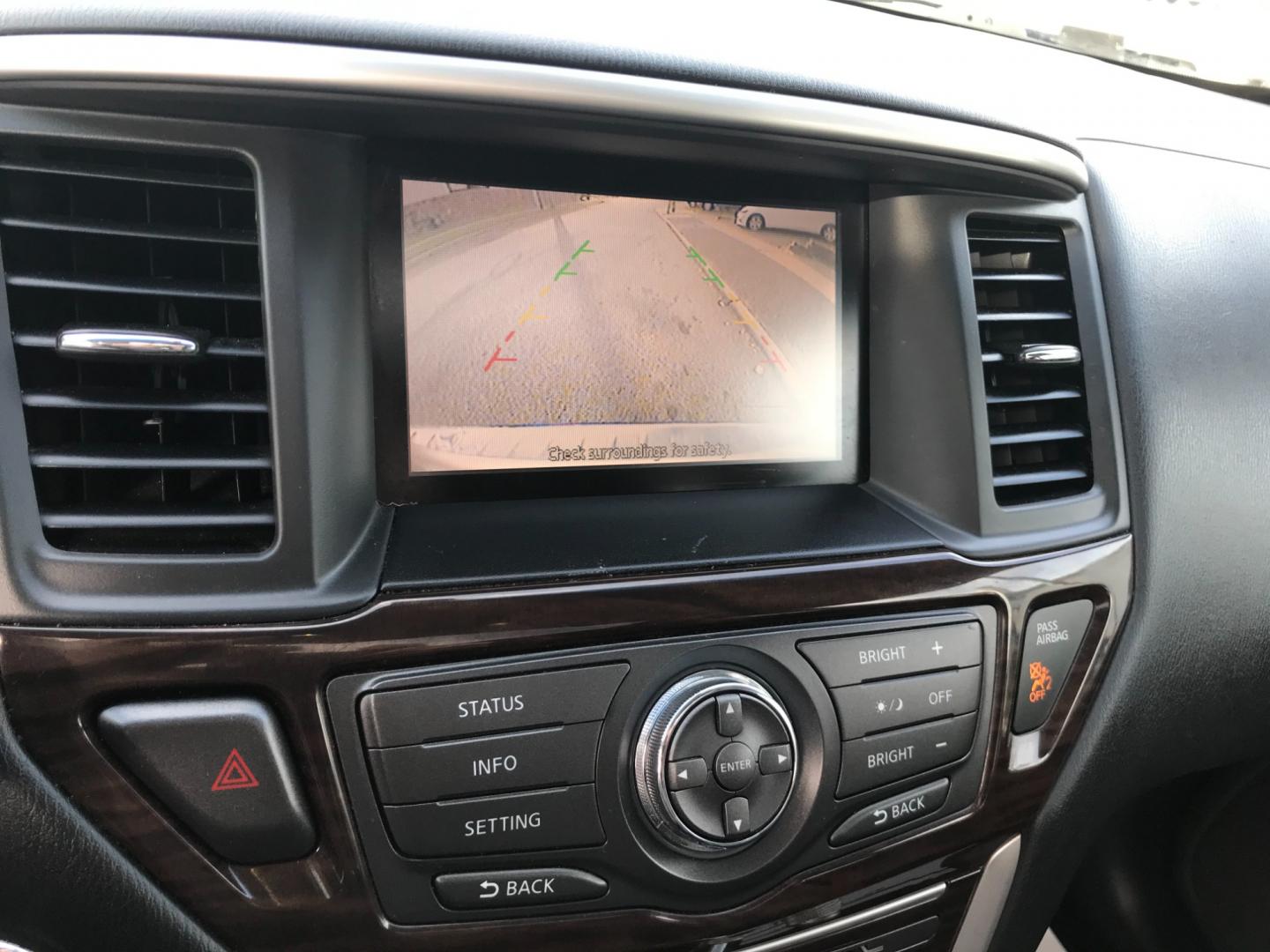 2014 Silver /Black Nissan Pathfinder S (5N1AR2MM6EC) with an 3.5 V6 engine, Automatic transmission, located at 577 Chester Pike, Prospect Park, PA, 19076, (610) 237-1015, 39.886154, -75.302338 - Photo#17